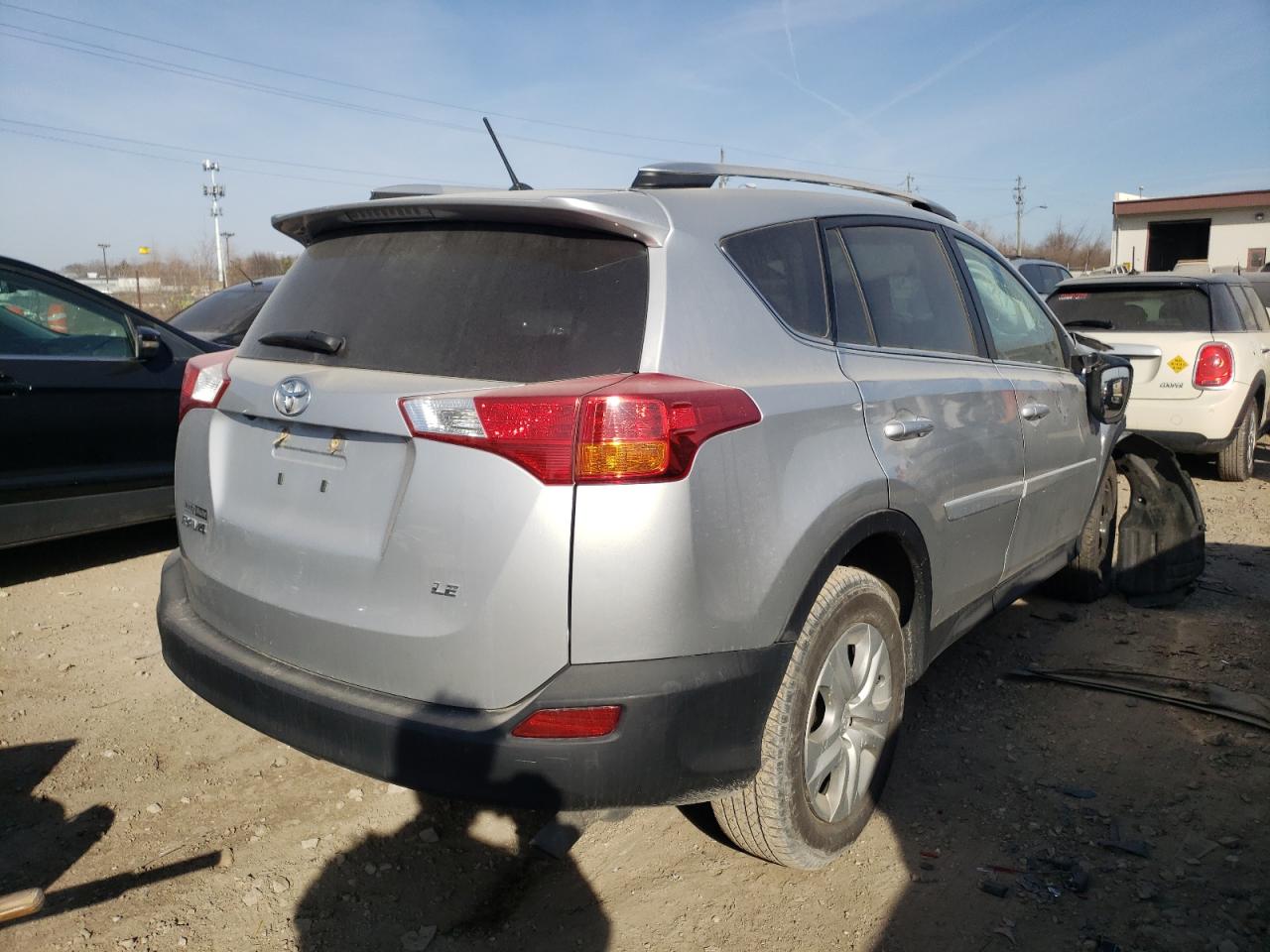 Photo 4 from auction – 2013 TOYOTA RAV4 LE with VIN 2T3ZFREV7DW035327