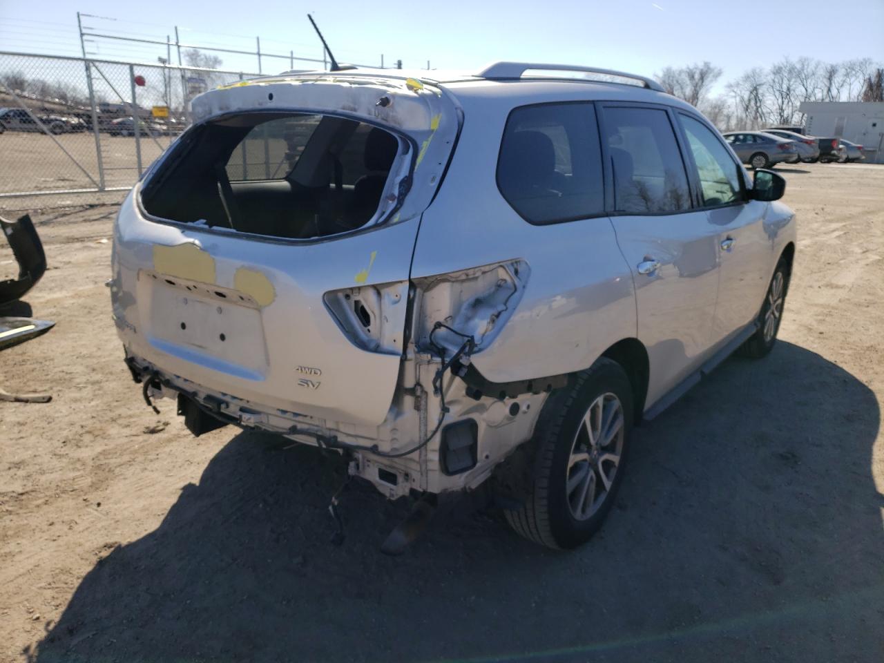 Photo 4 from auction – 2014 NISSAN PATHFINDER with VIN 5N1AR2MM8EC682422