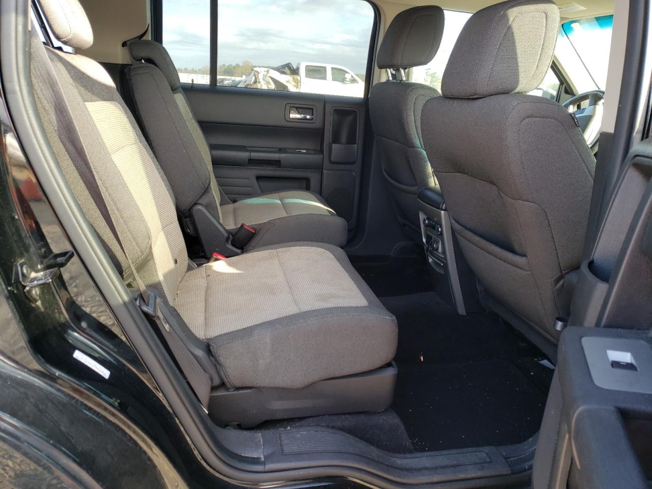 Photo 6 from auction – 2009 FORD FLEX SE with VIN 2FMDK51C89BA86800