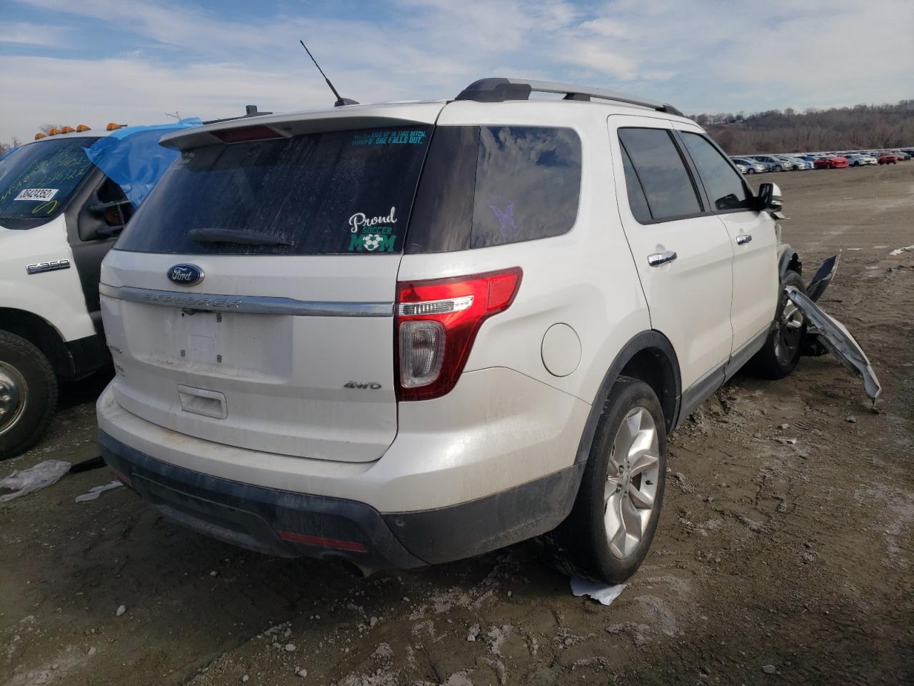 Photo 4 from auction – 2014 FORD EXPLORER L with VIN 1FM5K8F87EGB28029
