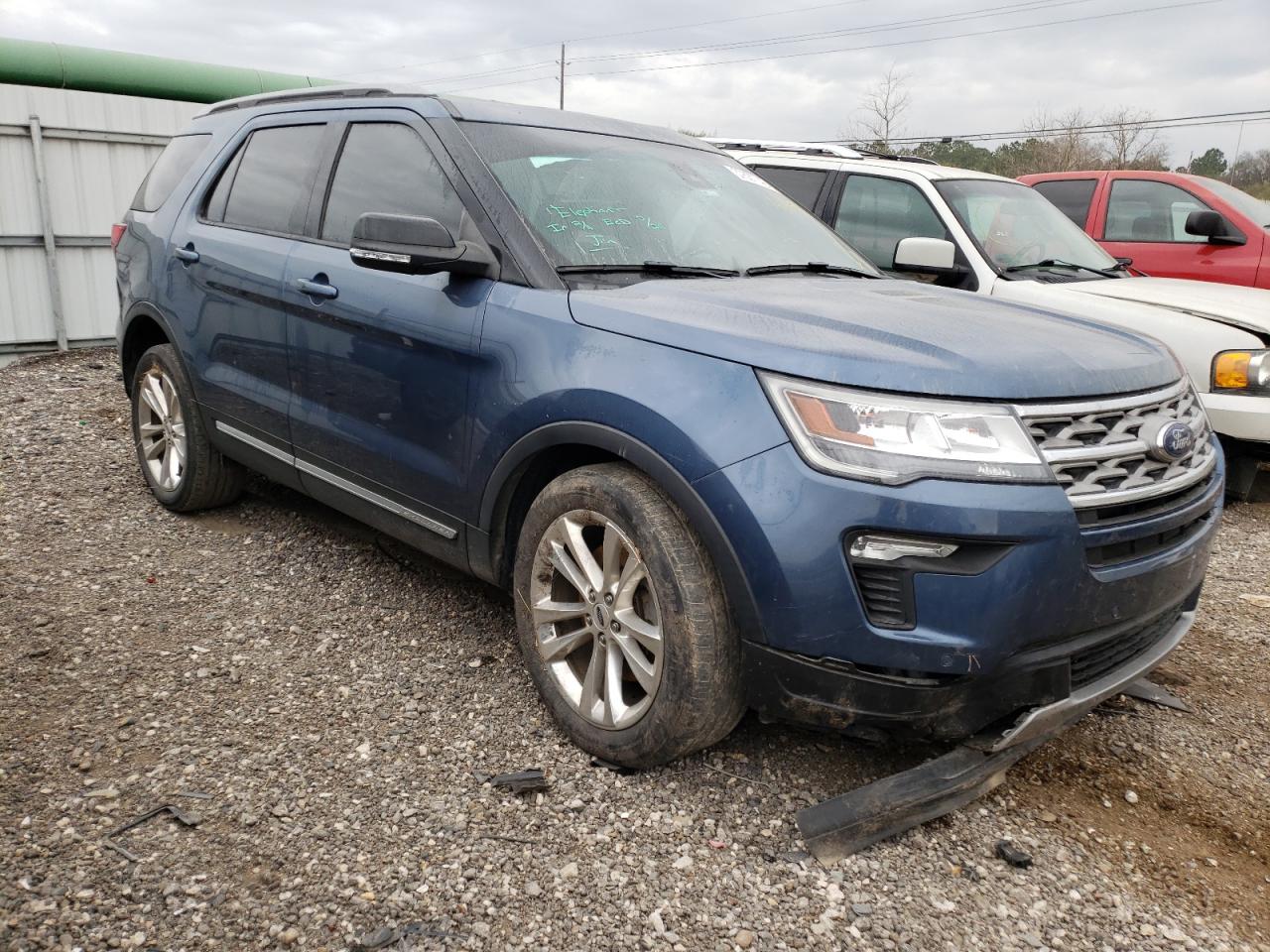 FORD EXPLORER X 2018 with VIN 1FM5K7D88JGB84844 - Photo from auction