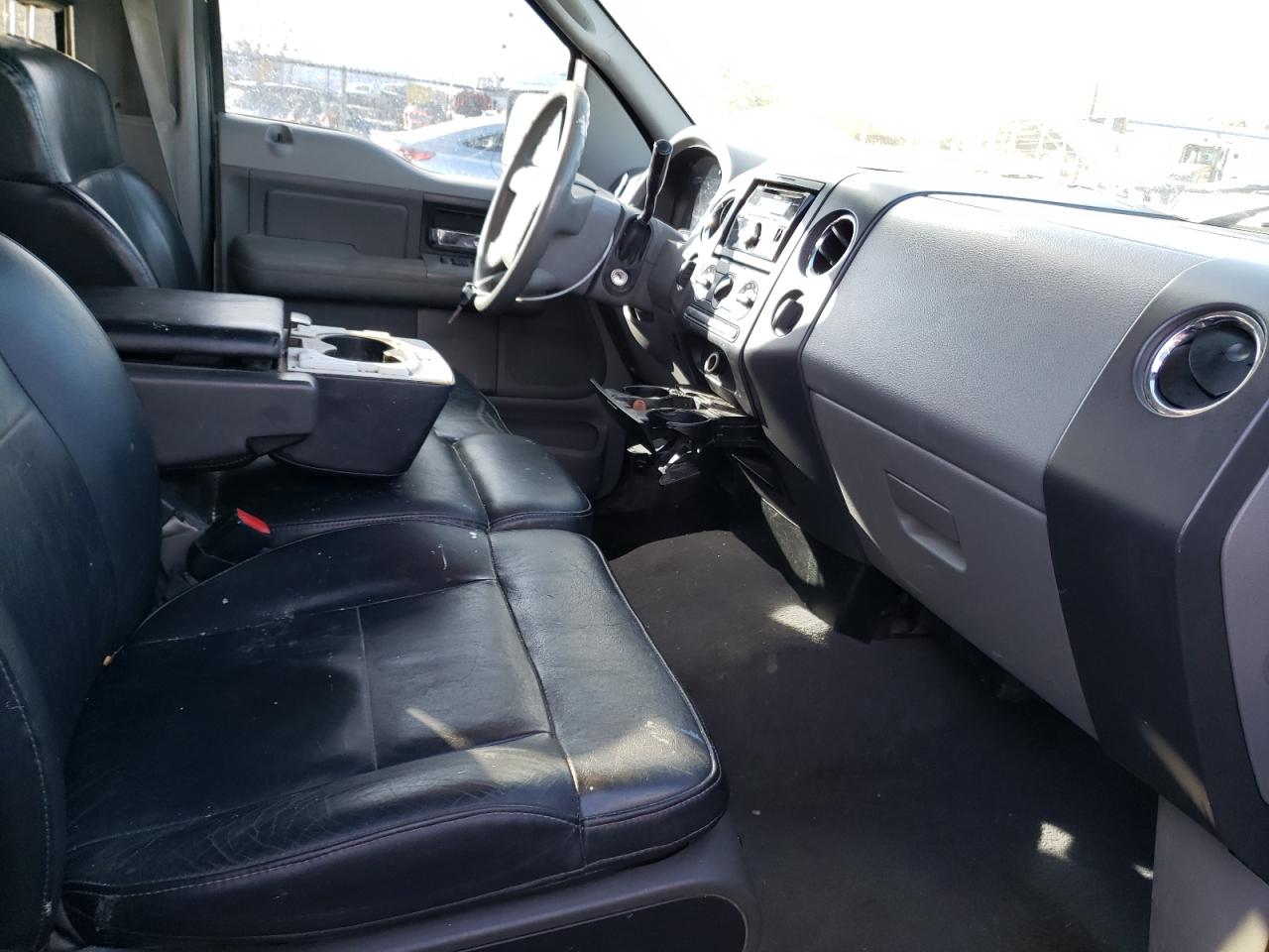 Photo 5 from auction – 2006 FORD F-150 with VIN 1FTPW14576FA01399