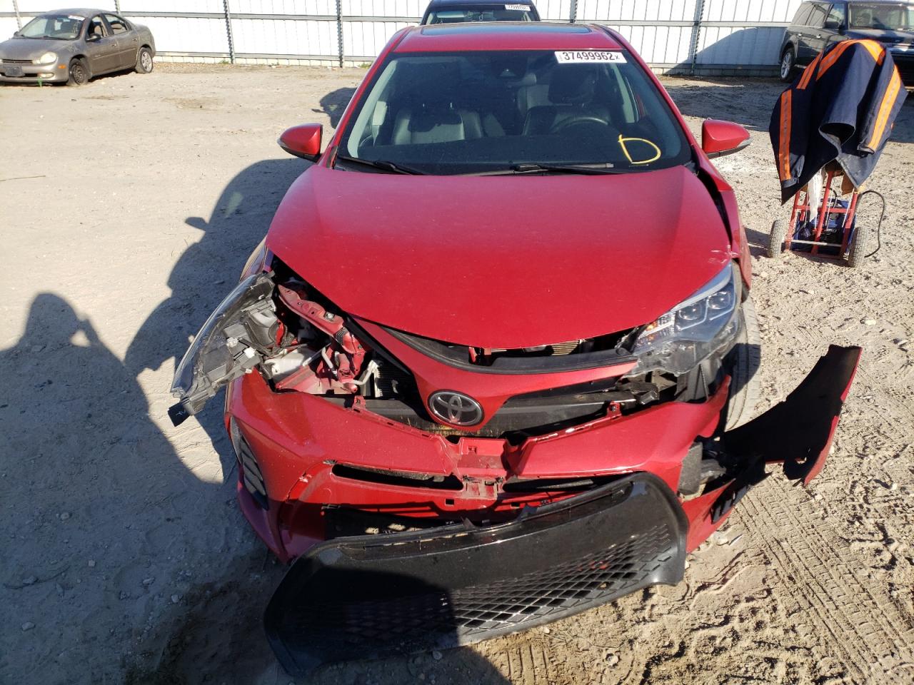 Photo 9 from auction – 2018 TOYOTA COROLLA L with VIN 2T1BURHE4JC996413