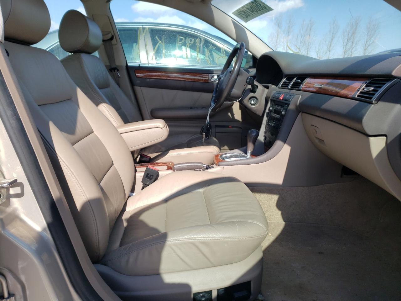 Photo 5 from auction – 2000 AUDI A6 2.8 QUA with VIN WAUEH64B1YN118924