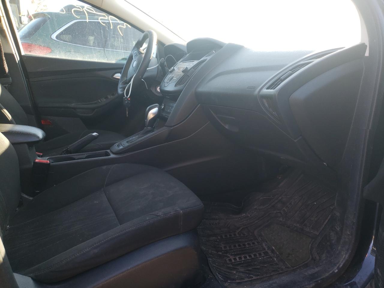Photo 5 from auction – 2015 FORD FOCUS SE with VIN 1FADP3F24FL335346