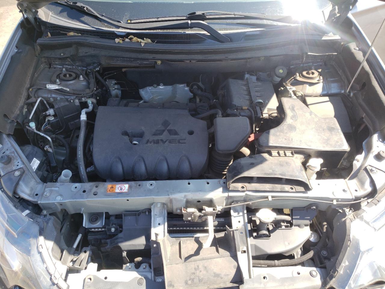 Photo 7 from auction – 2017 MITSUBISHI OUTLANDER with VIN JA4AD2A3XHZ030167