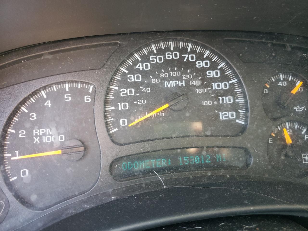 Photo 8 from auction – 2005 CHEVROLET SILVERADO with VIN 1GCEC19T15Z328773