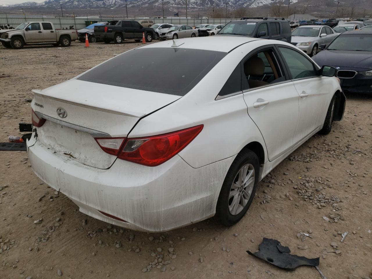 Photo 4 from auction – 2013 HYUNDAI SONATA GLS with VIN 5NPEB4AC7DH719657