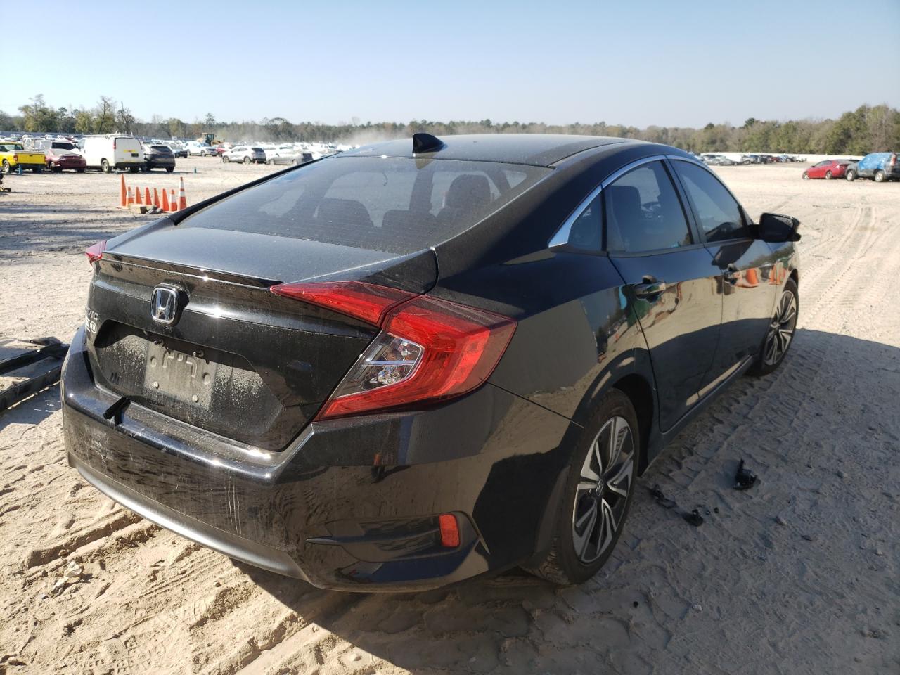 Photo 4 from auction – 2016 HONDA CIVIC EX with VIN 19XFC1F30GE014183