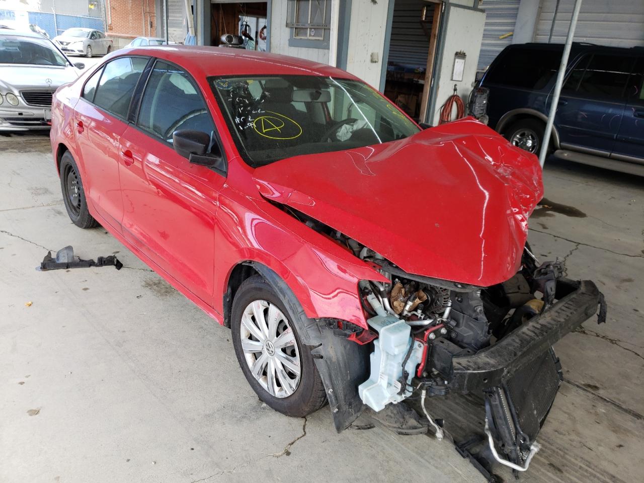 Photo 1 from auction – 2014 VOLKSWAGEN JETTA BASE with VIN 3VW2K7AJ0EM335909