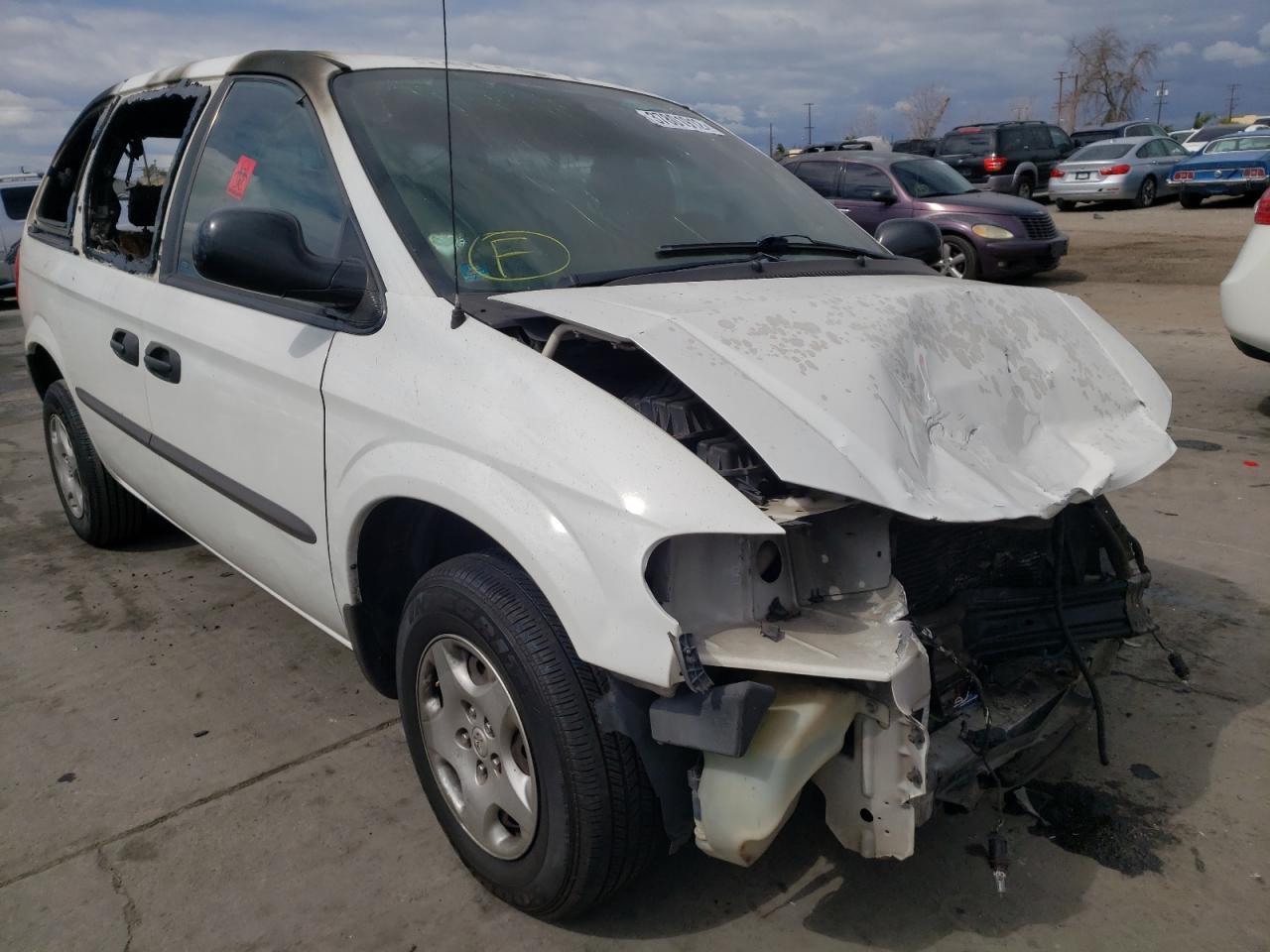 DODGE CARAVAN SE 2002 with VIN 1B4GP25312B700736 - Photo from auction