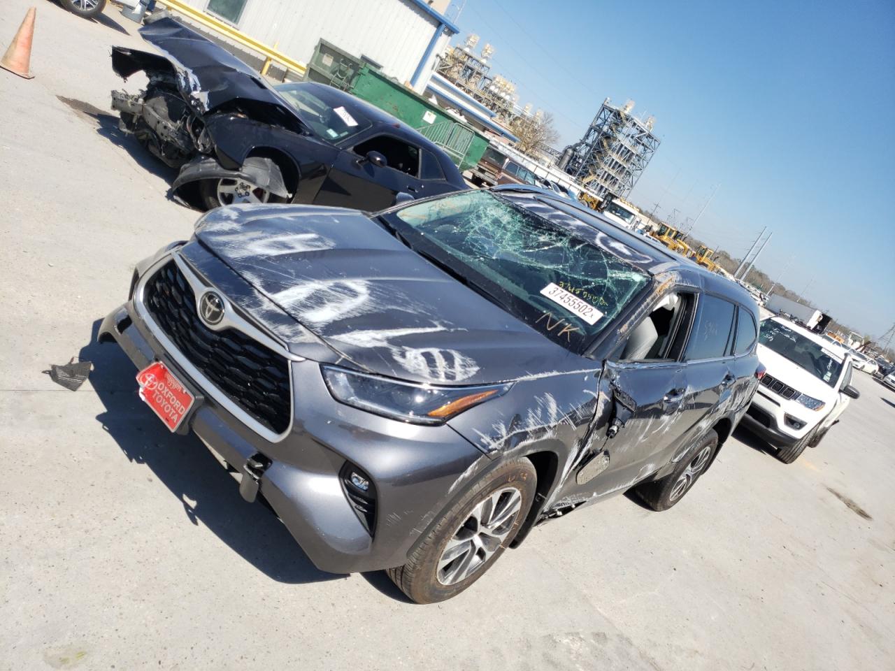 Photo 9 from auction – 2021 TOYOTA HIGHLANDER with VIN 5TDGZRAH3MS083942