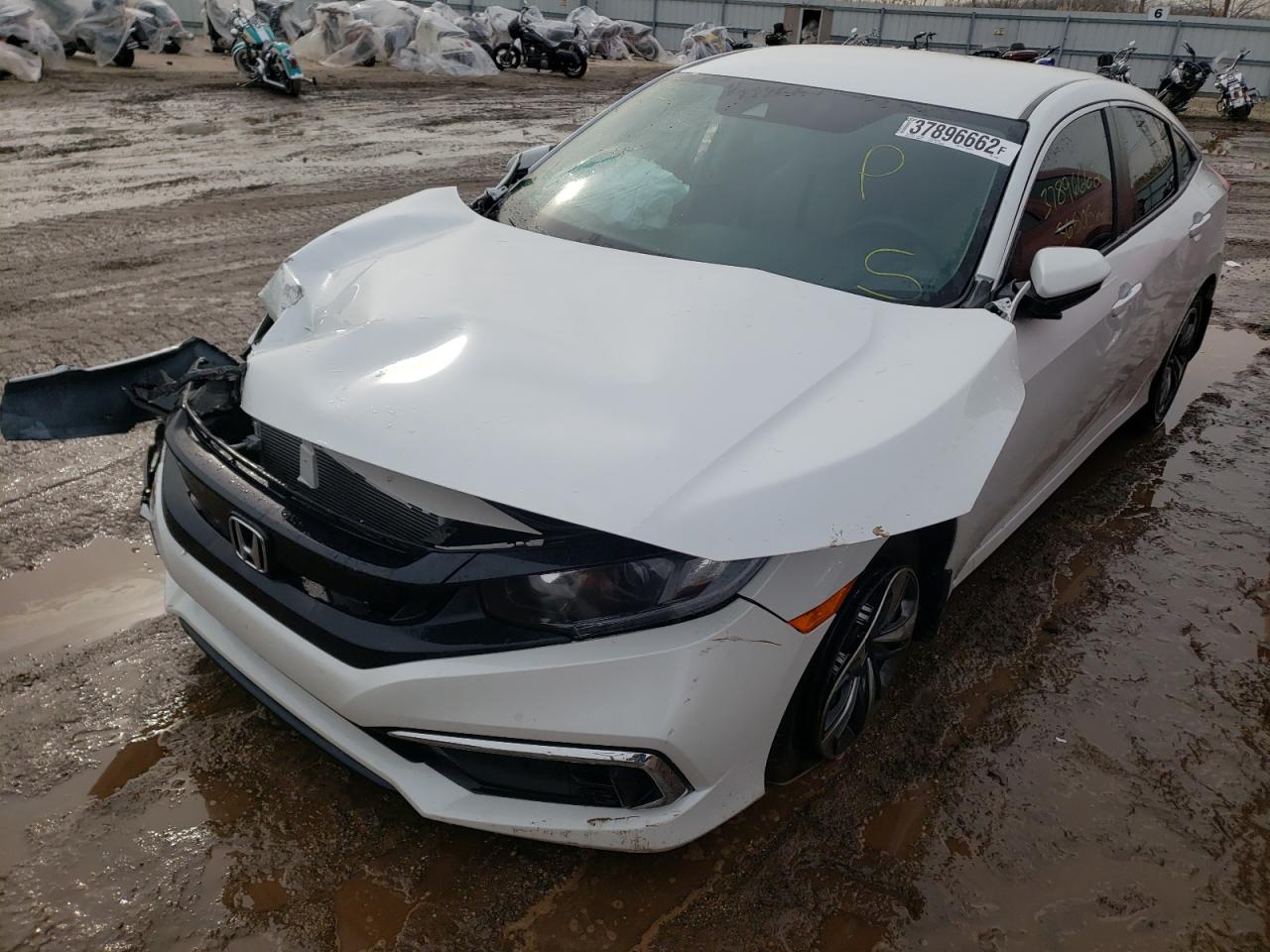 Photo 2 from auction – 2020 HONDA CIVIC LX with VIN 19XFC2F68LE010683