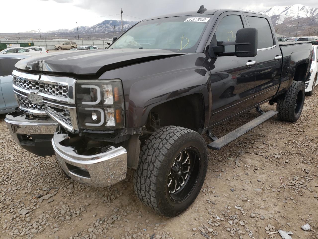 Photo 2 from auction – 2015 CHEVROLET SILVERADO with VIN 1GCUKREC0FF205388
