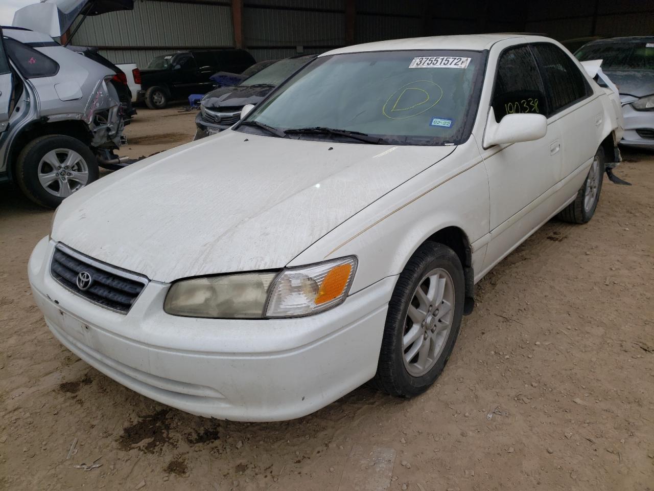 Photo 2 from auction – 2000 TOYOTA CAMRY CE with VIN 4T1BG22K0YU938580
