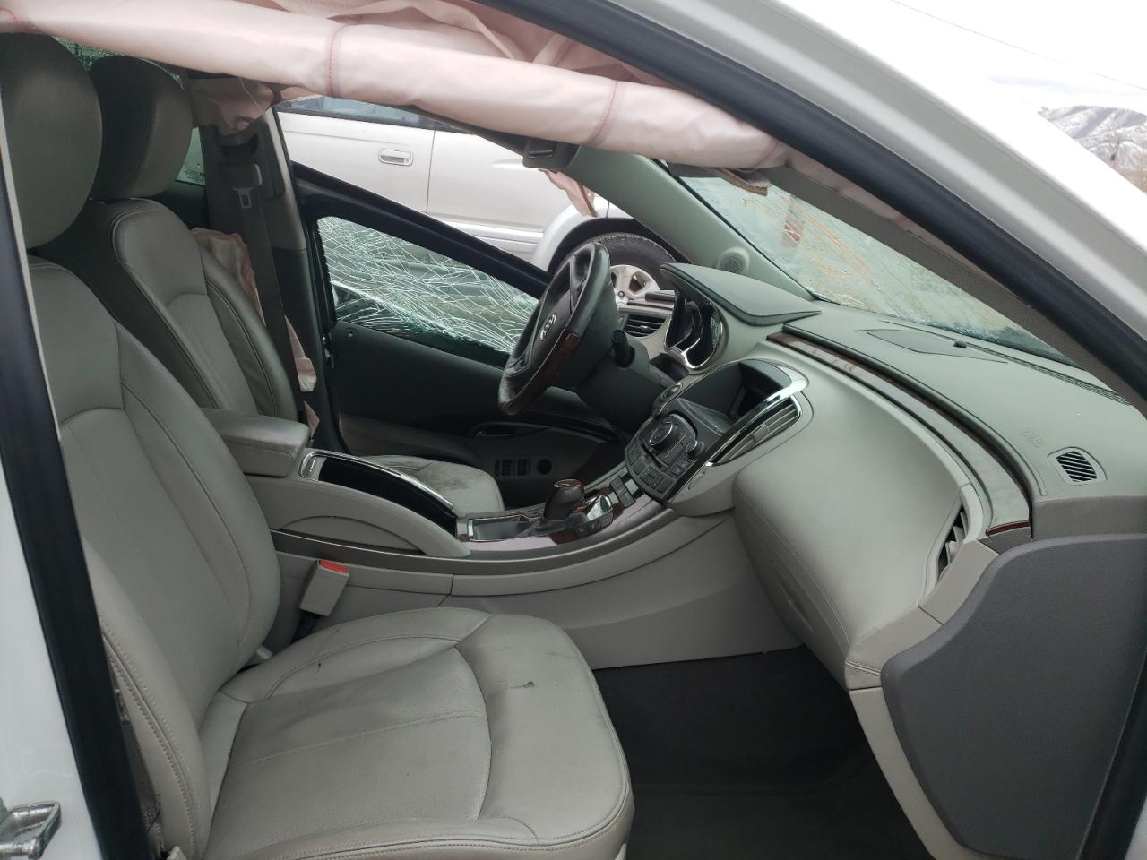 Photo 5 from auction – 2012 BUICK LACROSSE P with VIN 1G4GF5E31CF203991