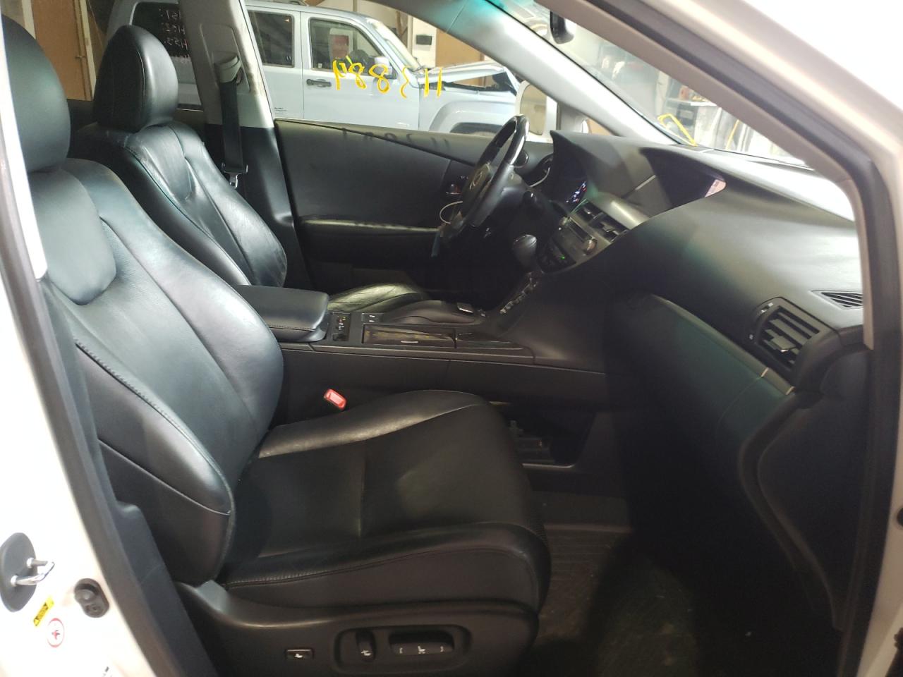 Photo 5 from auction – 2013 LEXUS RX 350 BAS with VIN 2T2BK1BA0DC181333