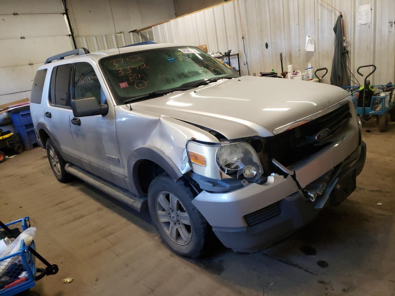 FORD EXPLORER X 2006 with VIN 1FMEU73E06UB10084 - Photo from auction