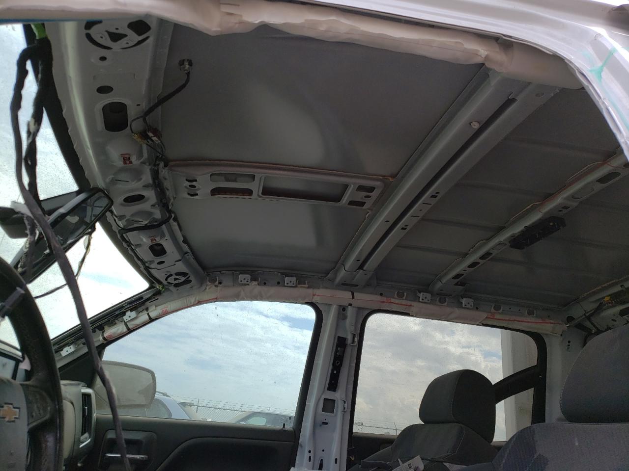 Photo 9 from auction – 2018 CHEVROLET SILVERADO with VIN 3GCUCRER6JG285286