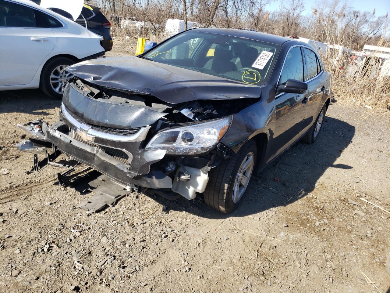 Photo 2 from auction – 2015 CHEVROLET MALIBU 1LT with VIN 1G11C5SL2FF101930