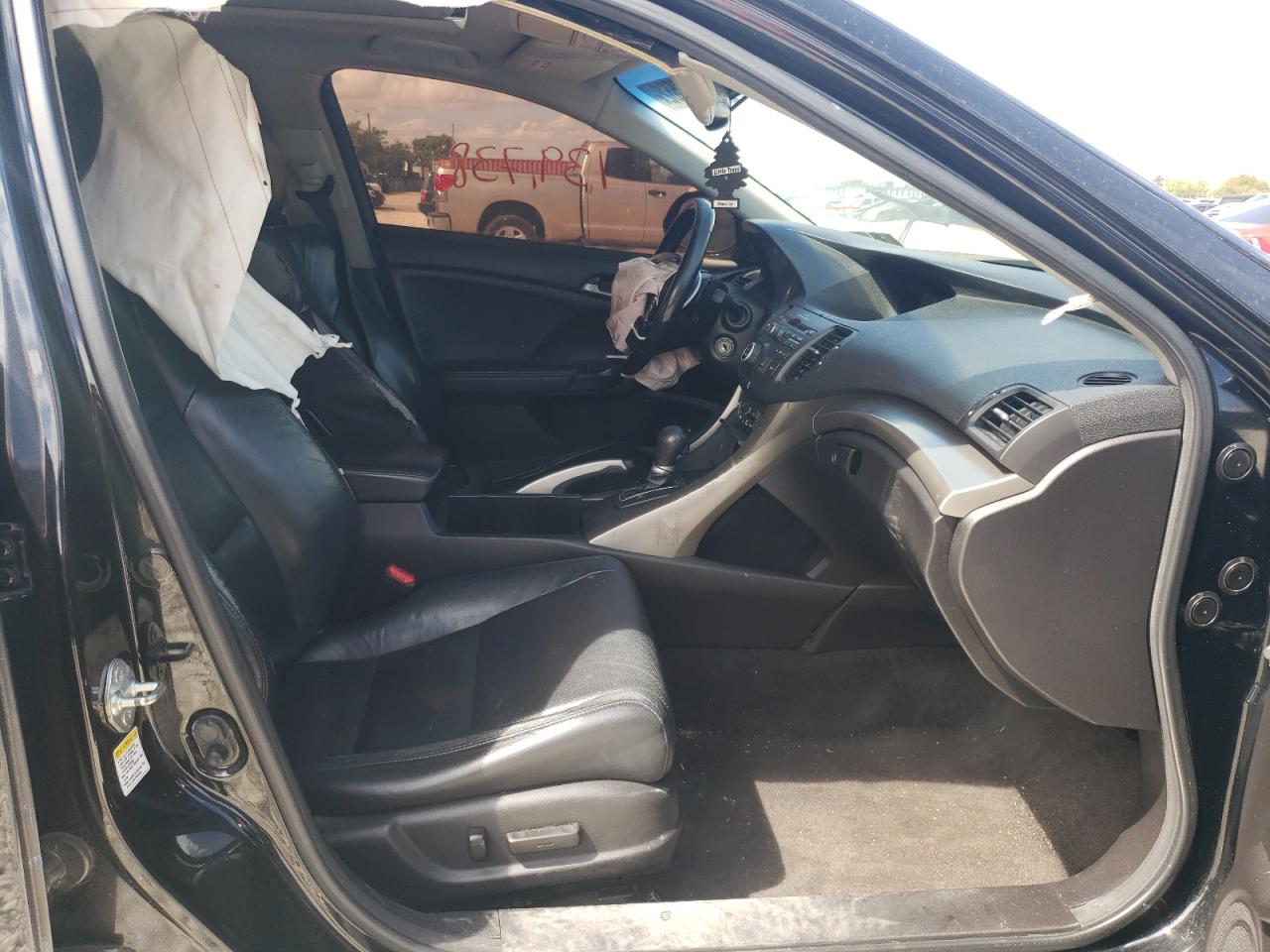 Photo 5 from auction – 2010 ACURA TSX with VIN JH4CU2F66AC038727