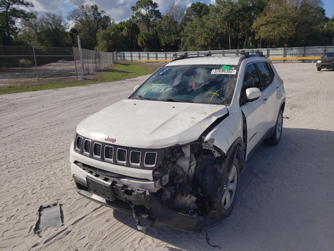 Photo 9 from auction – 2018 JEEP COMPASS LA with VIN 3C4NJDBB4JT177843