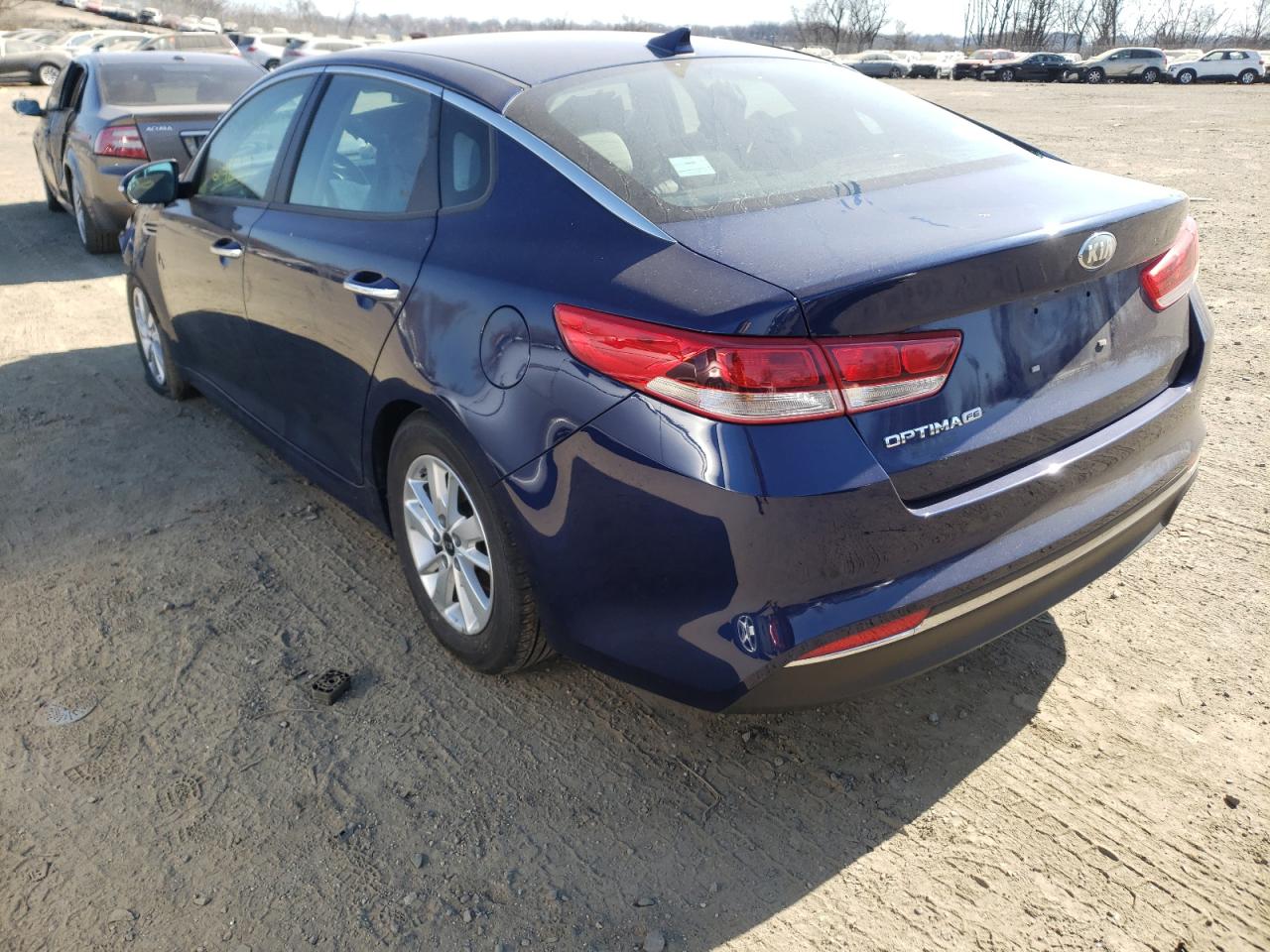 Photo 3 from auction – 2018 KIA OPTIMA LX with VIN 5XXGT4L39JG194076