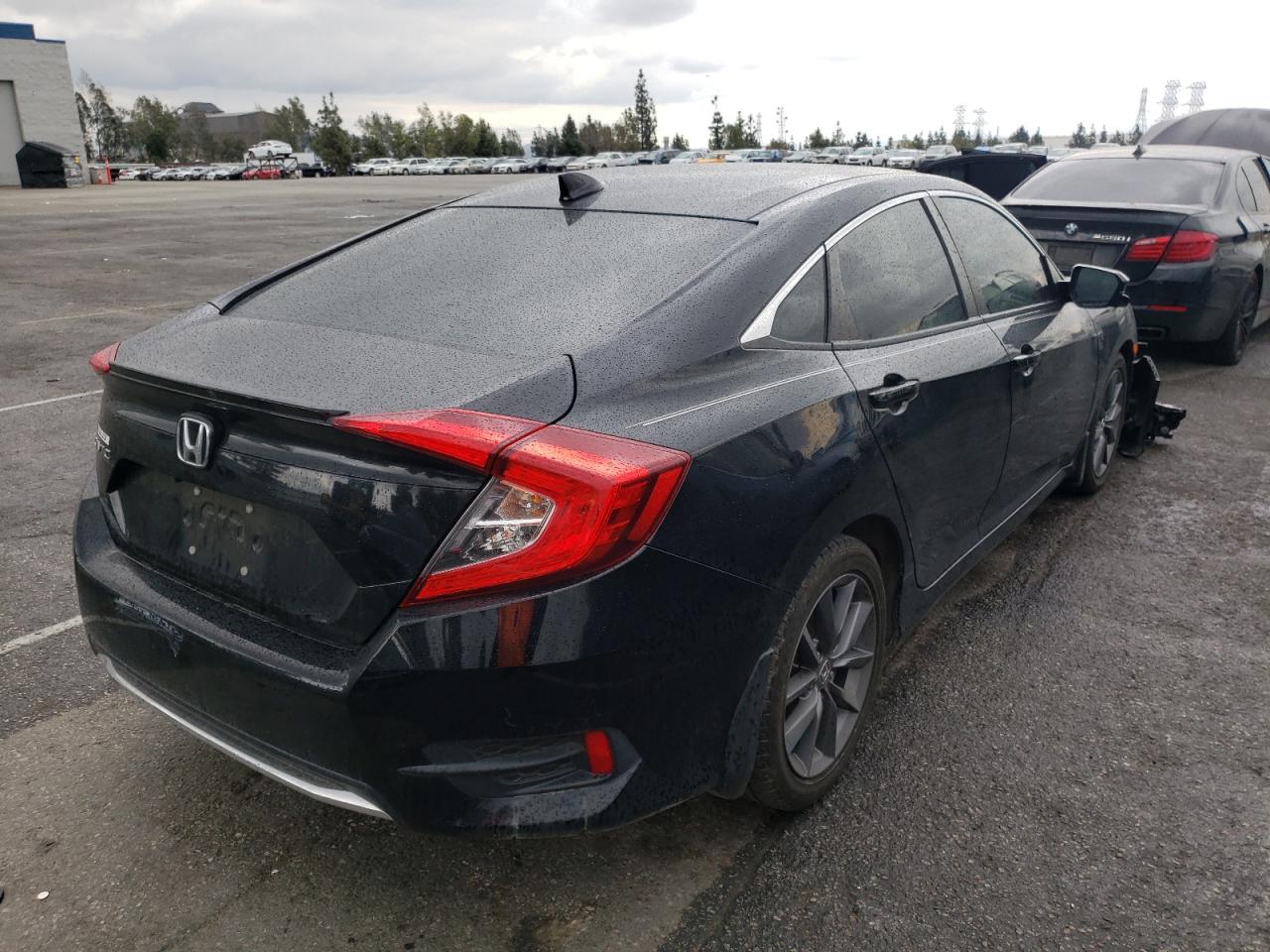 Photo 4 from auction – 2019 HONDA CIVIC EX with VIN JHMFC1F37KX008565