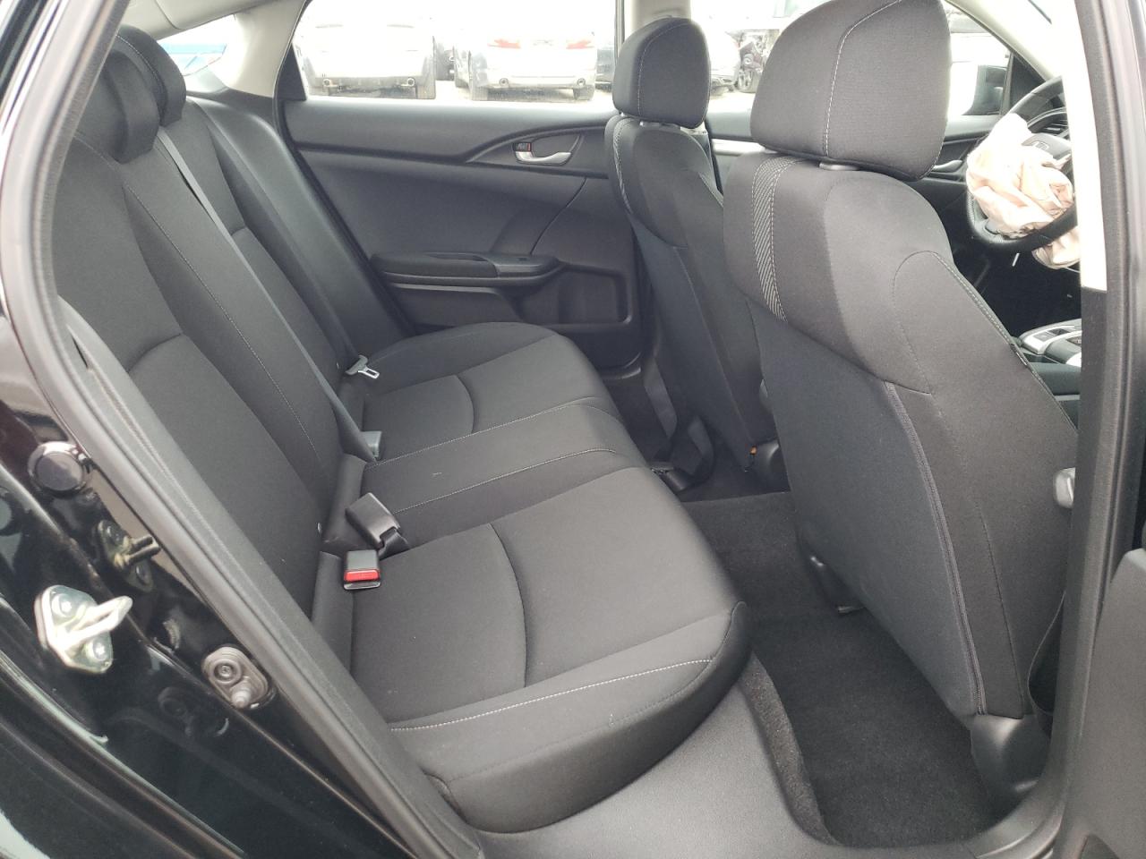 Photo 6 from auction – 2016 HONDA CIVIC LX with VIN 19XFC2F55GE236256