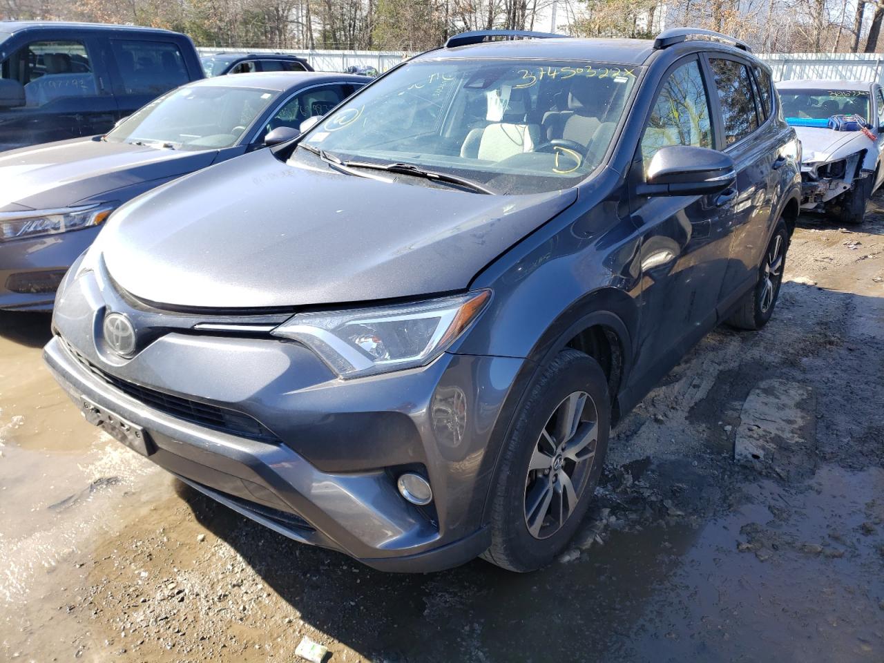 Photo 2 from auction – 2018 TOYOTA RAV4 ADVEN with VIN JTMRFREV5JD237933