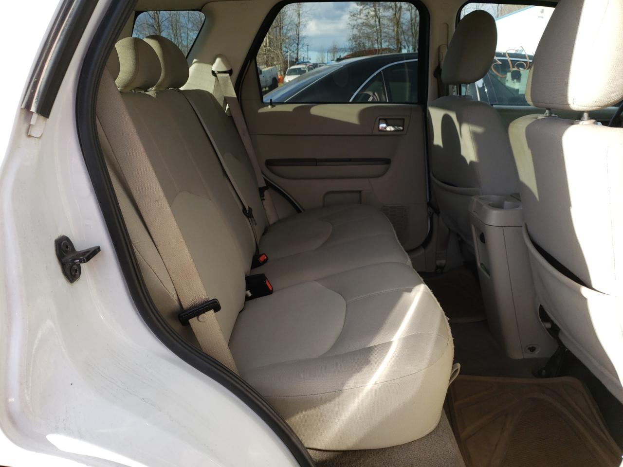 Photo 6 from auction – 2008 MERCURY MARINER HE with VIN 4M2CU29H68KJ23401