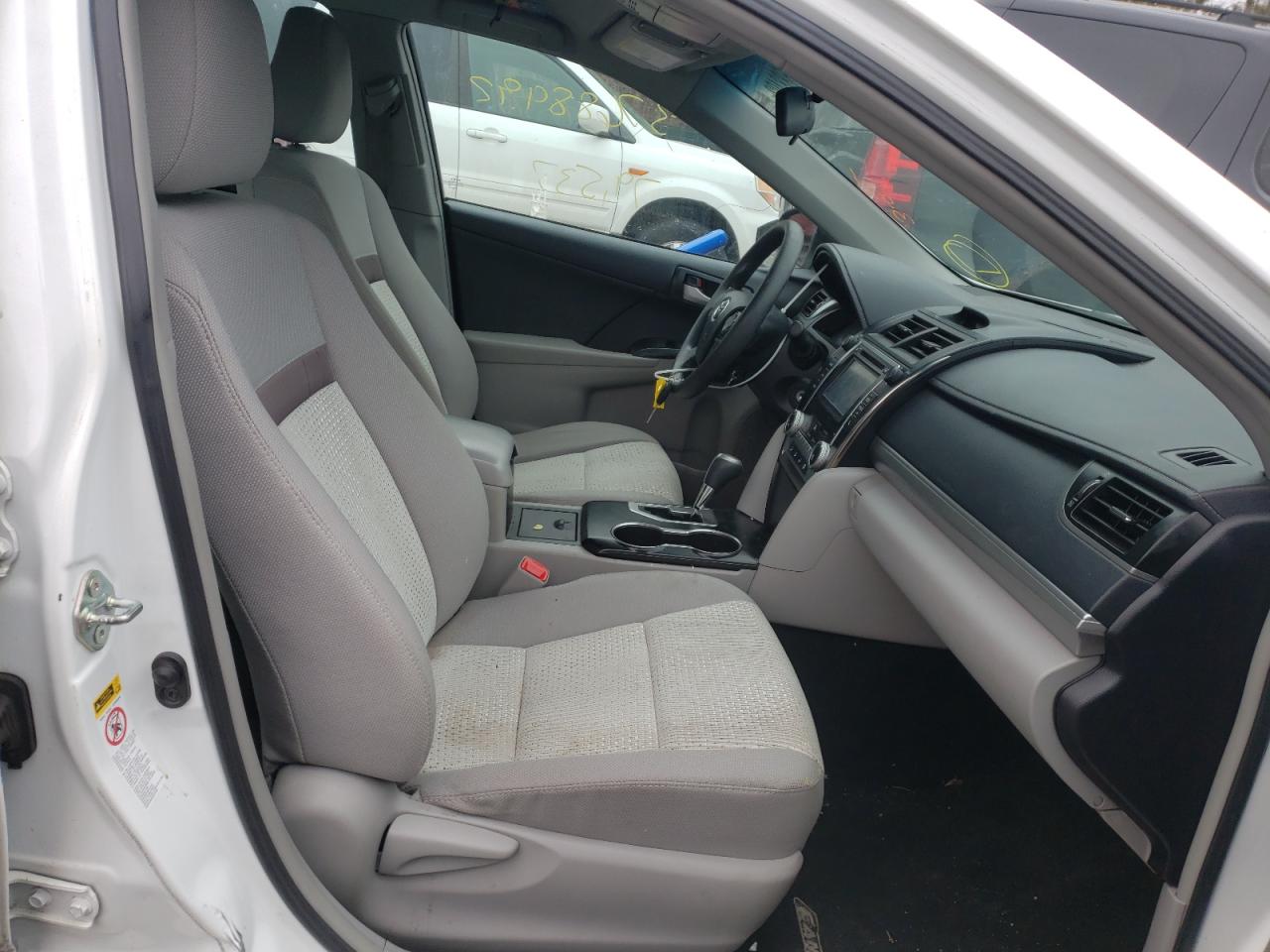 Photo 5 from auction – 2014 TOYOTA CAMRY L with VIN 4T4BF1FK2ER416459
