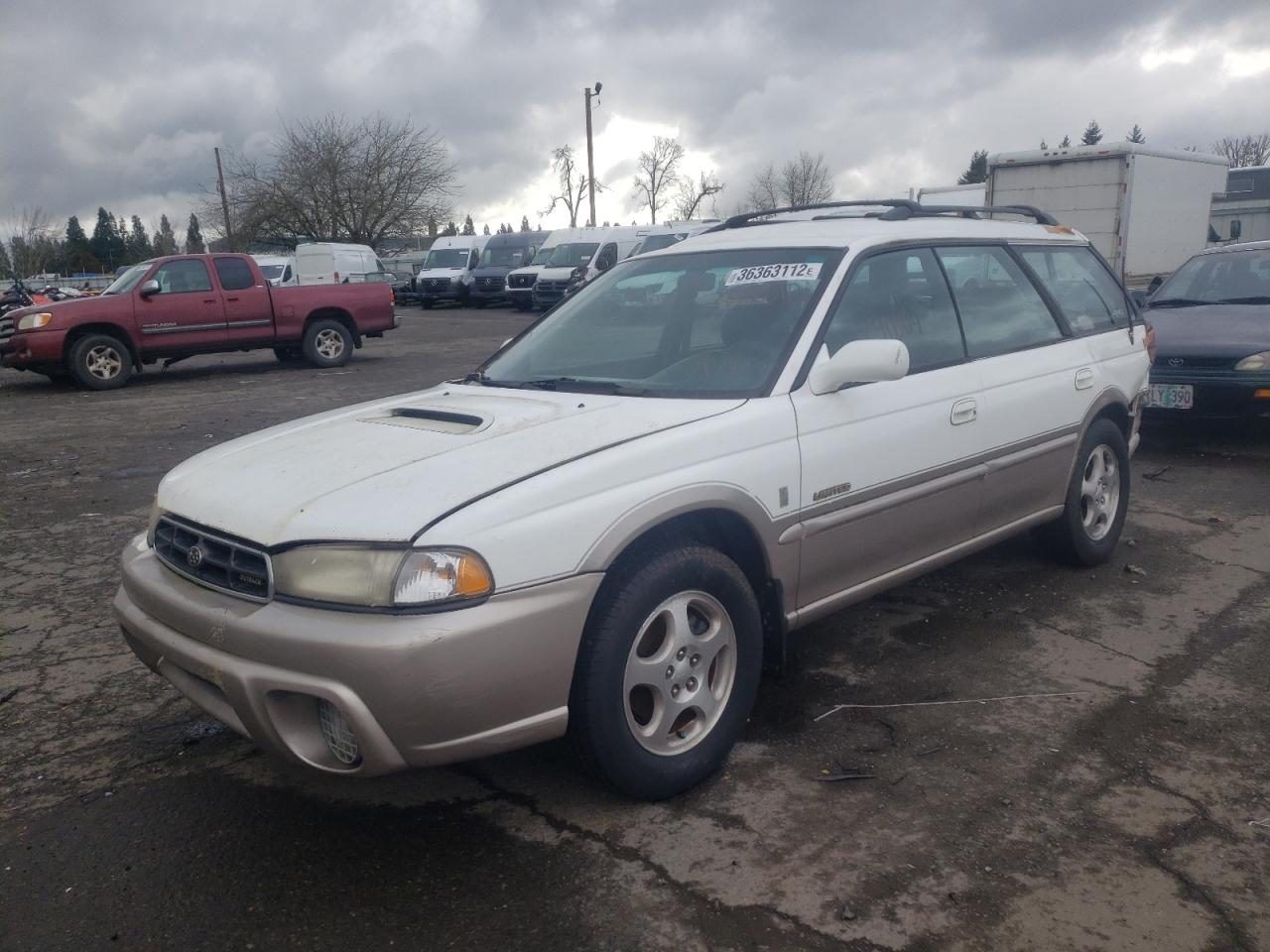 Photo 2 from auction – 1999 SUBARU LEGACY OUT with VIN 4S3BG6857X7610079