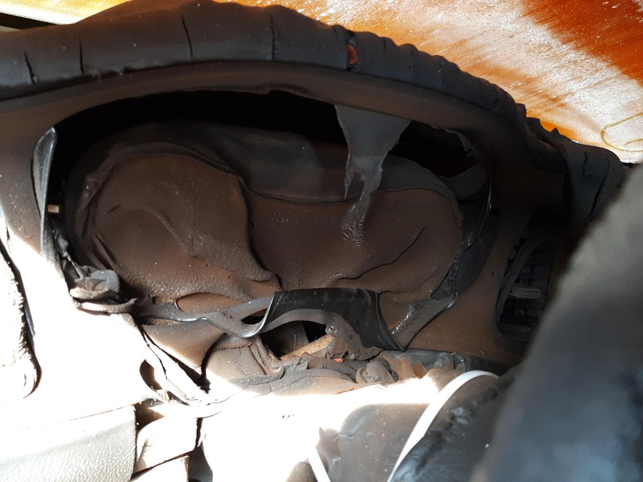 Photo 8 from auction – 2018 DODGE CHALLENGER with VIN 2C3CDZBTXJH204321