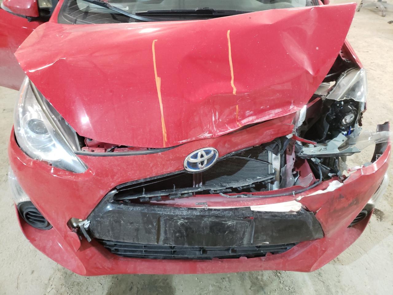 Photo 7 from auction – 2015 TOYOTA PRIUS C with VIN JTDKDTB38F1103501