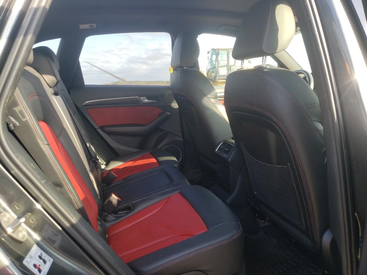 Photo 6 from auction – 2017 AUDI SQ5 PREMIU with VIN WA1CCAFP1HA034186