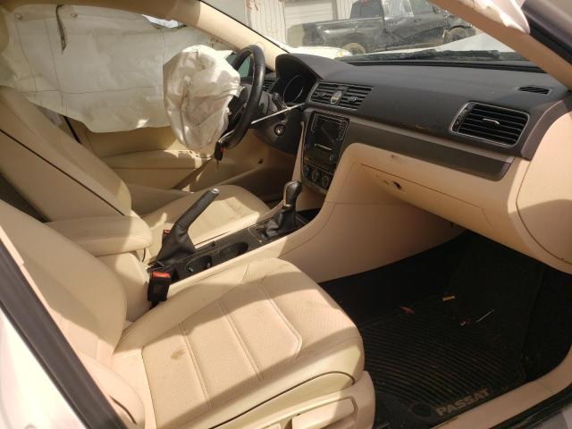 Photo 5 from auction – 2016 VOLKSWAGEN PASSAT S with VIN 1VWAT7A32GC032886