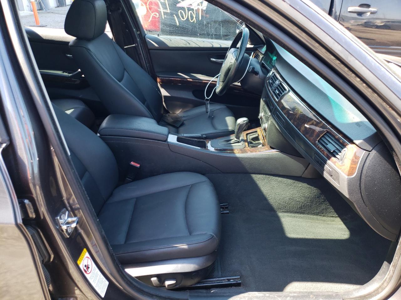 Photo 5 from auction – 2007 BMW 328 I with VIN WBAVA33587KX81681