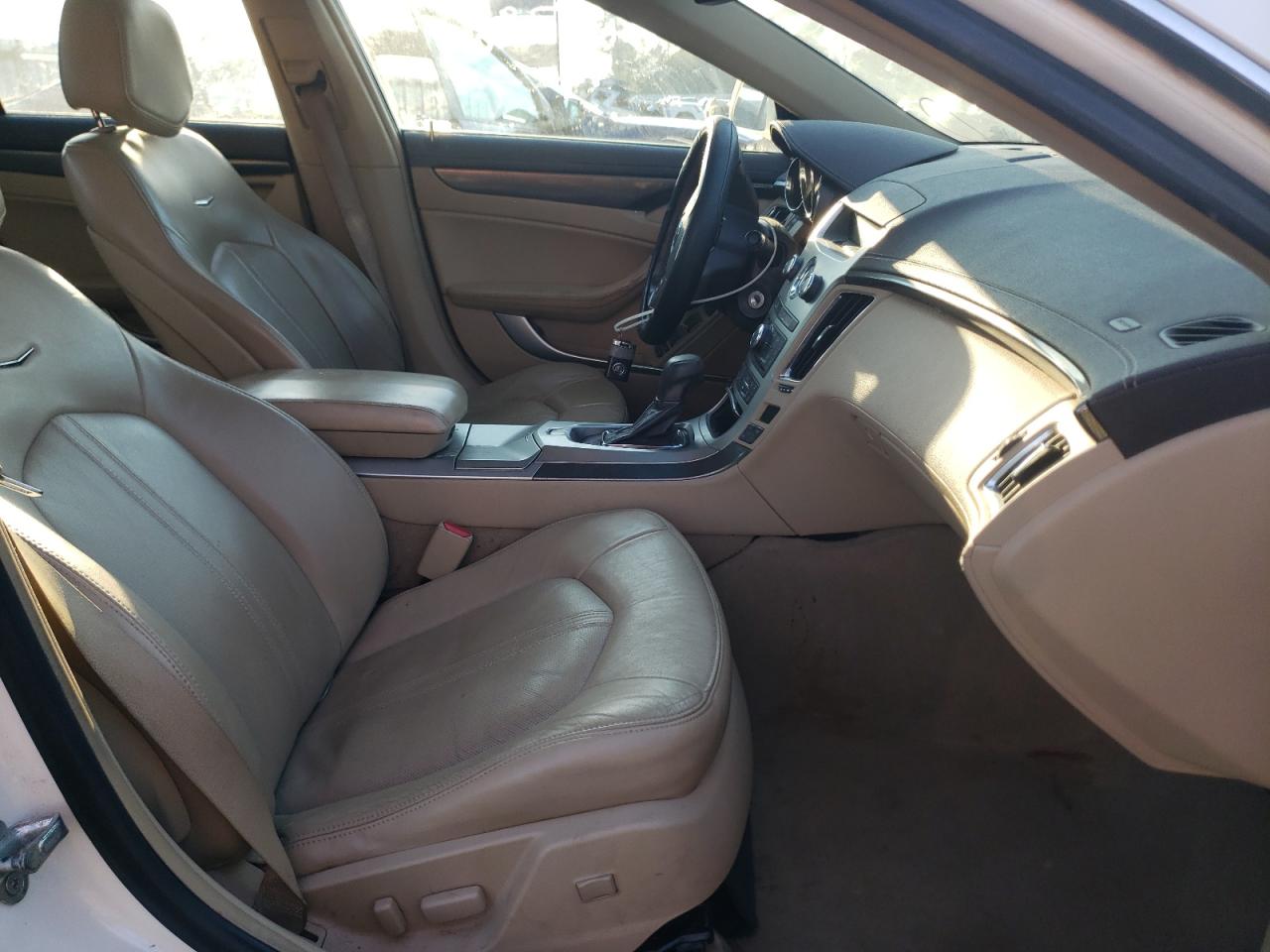 Photo 5 from auction – 2010 CADILLAC CTS PERFOR with VIN 1G6DJ5EV2A0103845