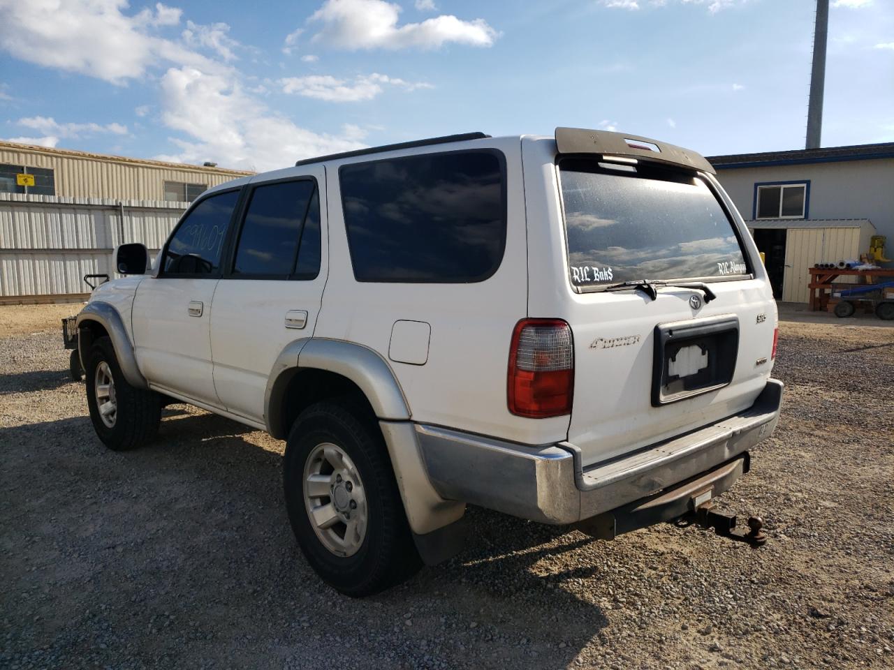 Photo 3 from auction – 2000 TOYOTA 4RUNNER SR with VIN JT3GN86R2Y0147893