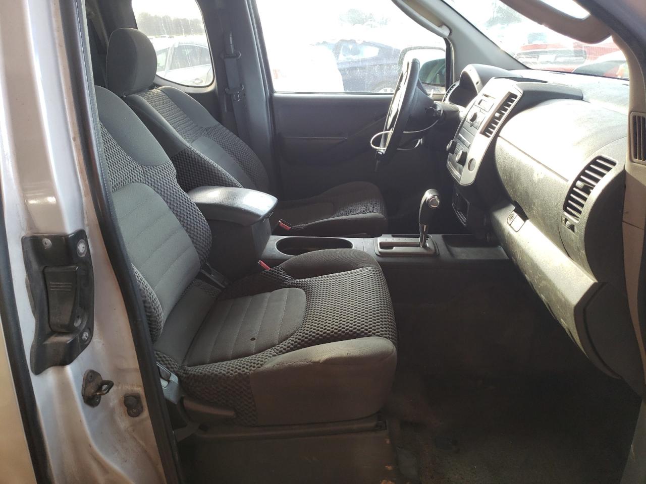 Photo 5 from auction – 2011 NISSAN FRONTIER S with VIN 1N6BD0CT3BC452249