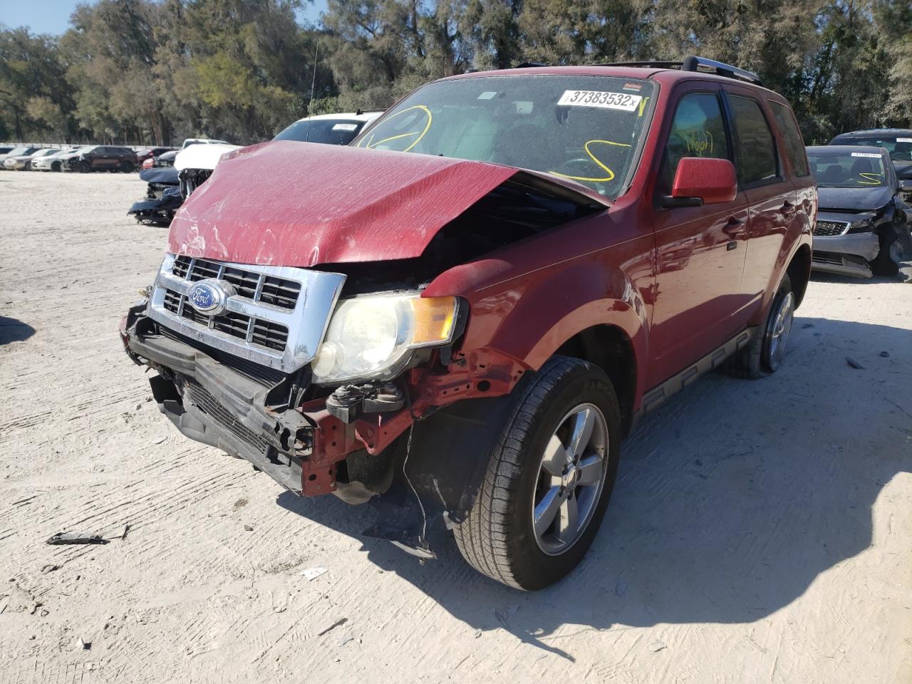 Photo 2 from auction – 2011 FORD ESCAPE LIM with VIN 1FMCU0EG8BKB96831