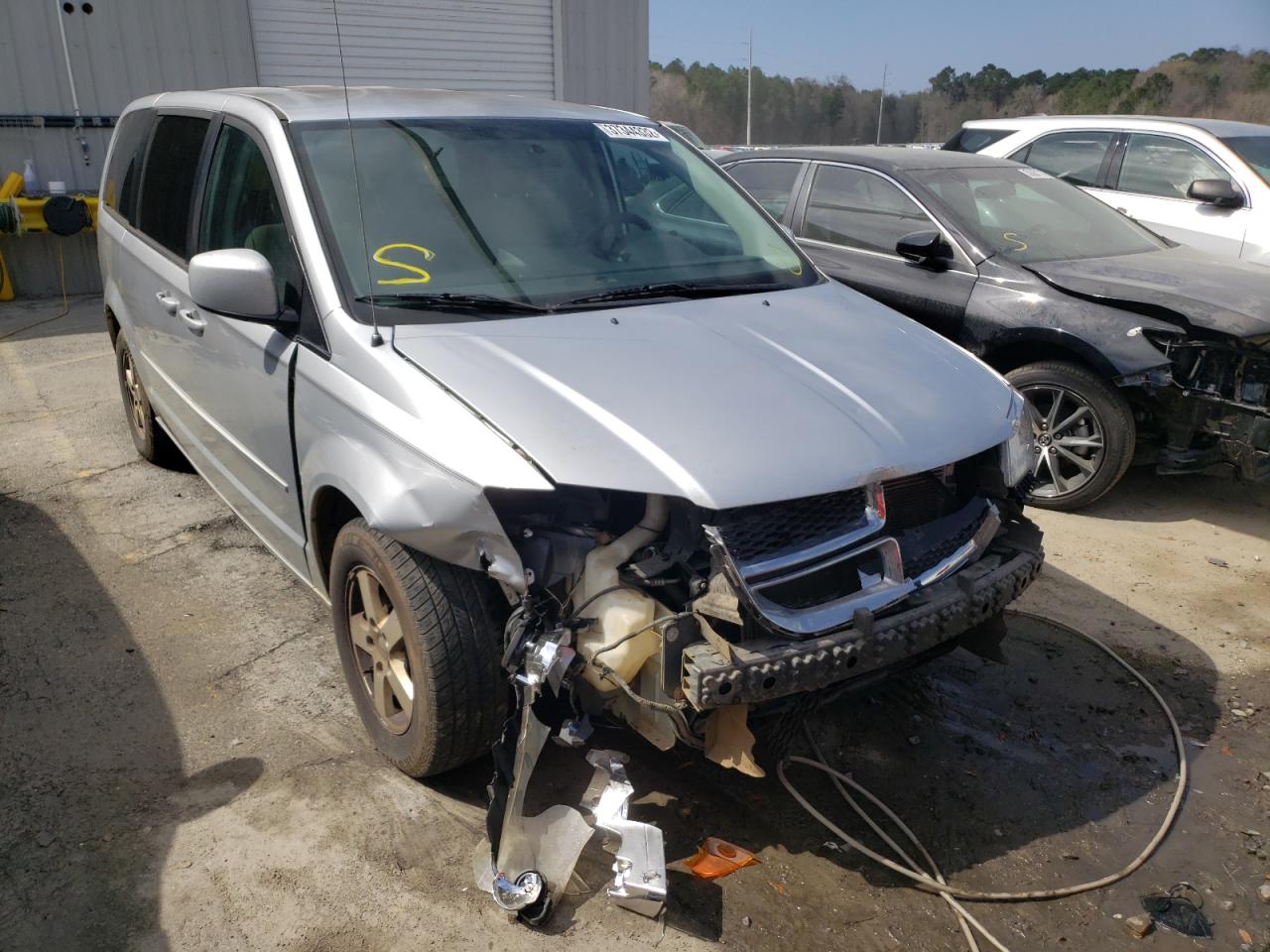 DODGE GRAND CARA 2012 with VIN 2C4RDGCG1CR364760 - Photo from auction