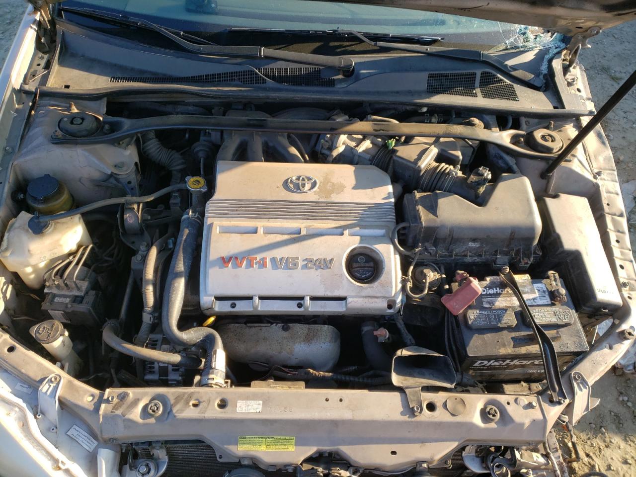 Photo 17 from auction – 2004 TOYOTA CAMRY LE with VIN 4T1BF32K84U575738