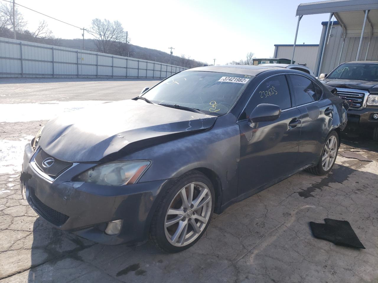 Photo 2 from auction – 2006 LEXUS IS 350 with VIN JTHBE262062006729