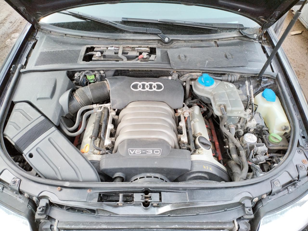 Photo 7 from auction – 2002 AUDI A4 3.0 QUA with VIN WAULT68E12A132184