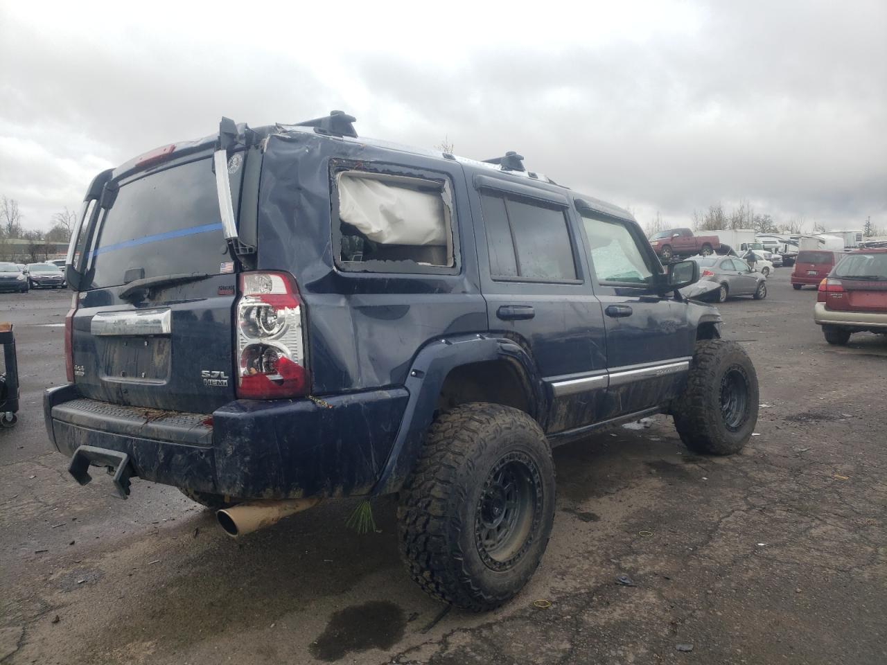 Photo 4 from auction – 2006 JEEP COMMANDER with VIN 1J8HG58206C165323