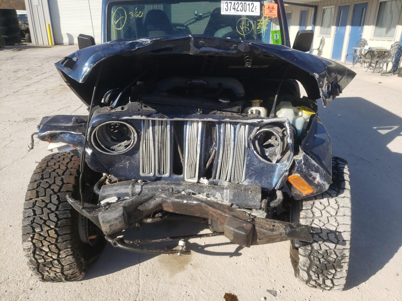 Photo 7 from auction – 2001 JEEP WRANGLER / with VIN 1J4FA49S91P374144