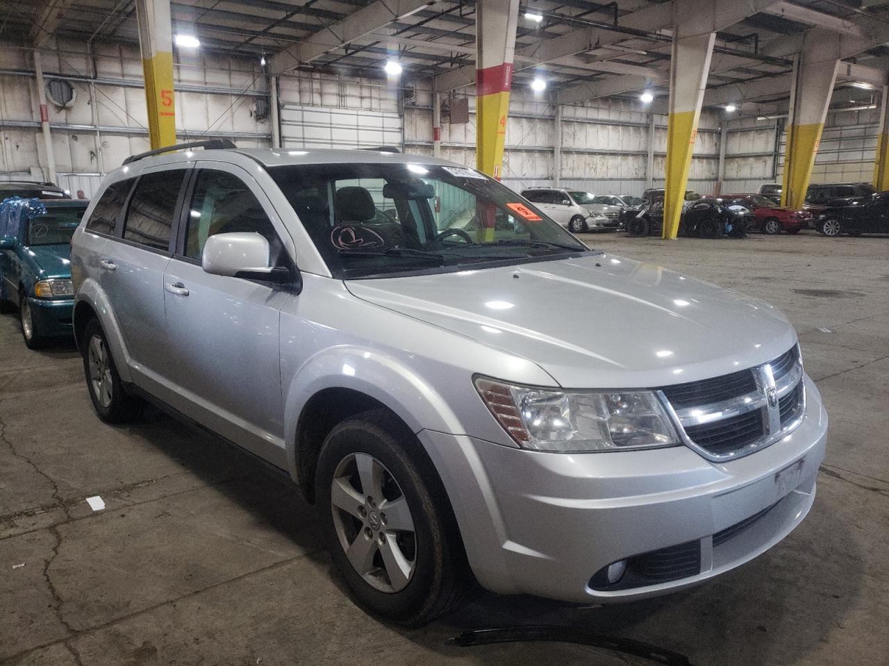 DODGE JOURNEY SX 2010 z numerem VIN 3D4PG5FV7AT151077 - Zdjęcie z aukcji