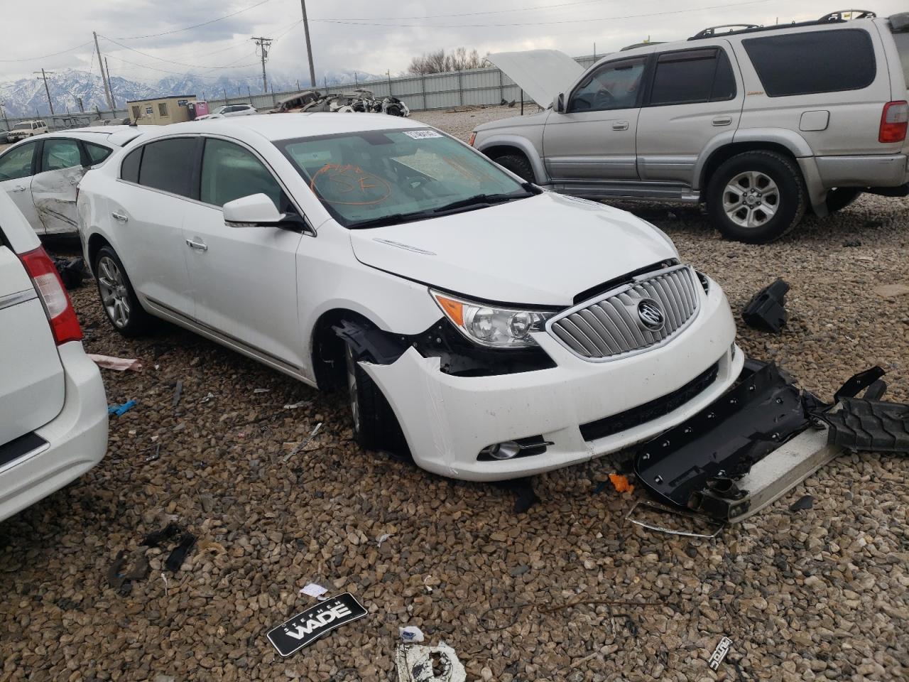 BUICK LACROSSE P 2012 z numerem VIN 1G4GF5E31CF203991 - Zdjęcie z aukcji